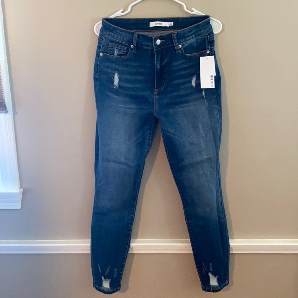 JustFab never worn denim distressed